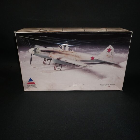Accurate Miniatures IL-2 Stormovik 1/48 Scale Model Kit WWII Soviet Plane NIB - Picture 5 of 6